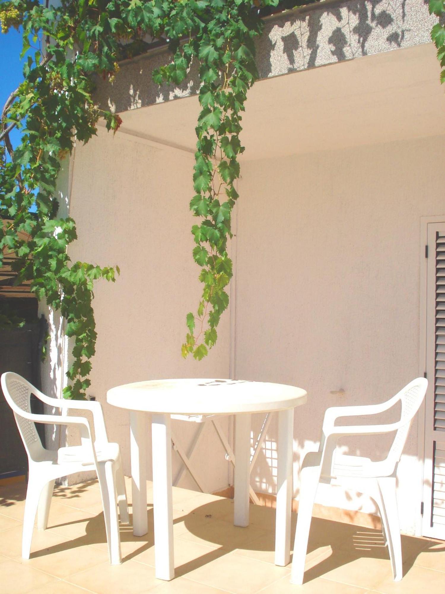 Apartments Nikolas โวดีเซ ภายนอก รูปภาพ