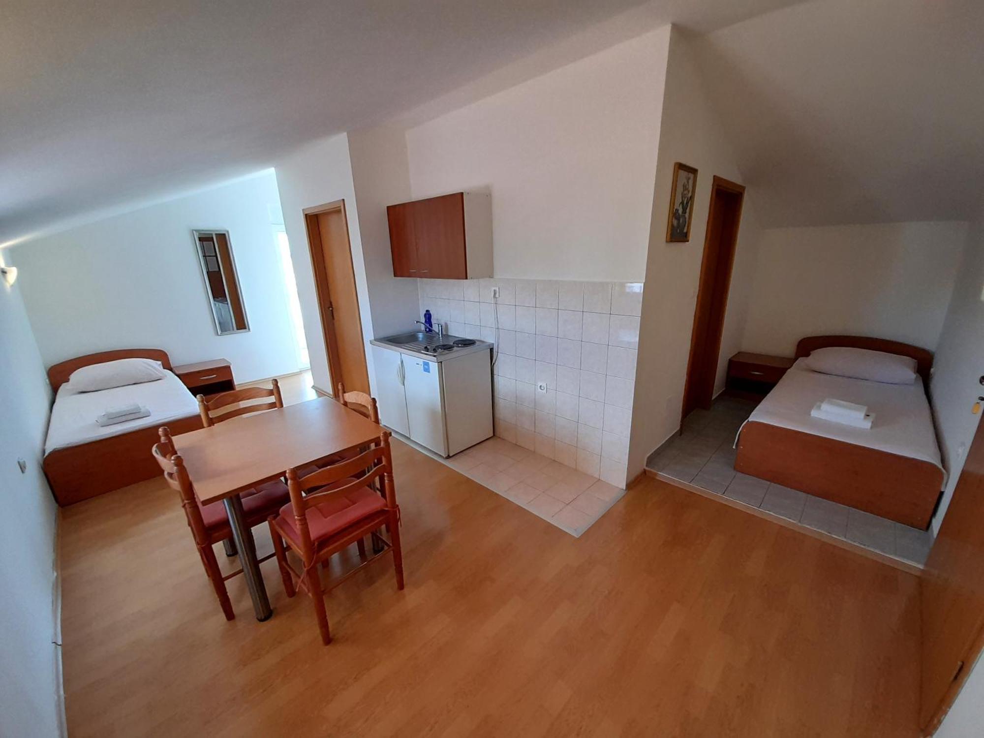 Apartments Nikolas โวดีเซ ภายนอก รูปภาพ